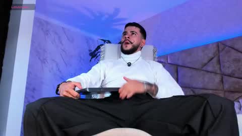 Snapshot of dickgriffith chatting on October 2025 12:50:01 PM Dick Griffith online show from October 2025 12:50:01 PM