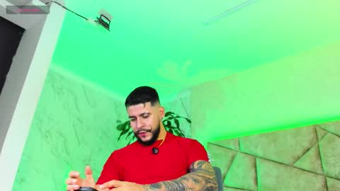 Snapshot of dickgriffith chatting on October 2025 10:30:01 AM Dick Griffith online show from October 2025 10:30:01 AM