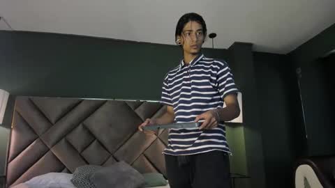 dickie_dicking online show from November 2025 09:47:01 PM