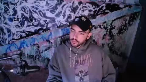 Snapshot of didismurf02 chatting on November 2025 02:34:01 AM didismurf02 online show from November 2025 02:34:01 AM