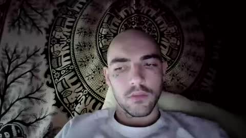 Snapshot of didismurf02 chatting on May 2026 01:02:02 AM didismurf02 online show from May 2026 01:02:02 AM