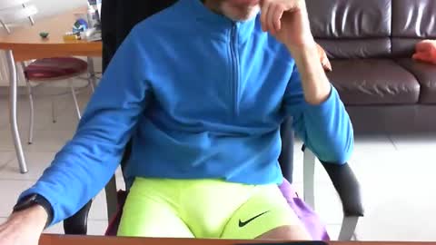 didonc from france..... online show from April 2026 01:41:01 PM