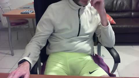 didonc from france..... online show from April 2026 07:19:01 PM