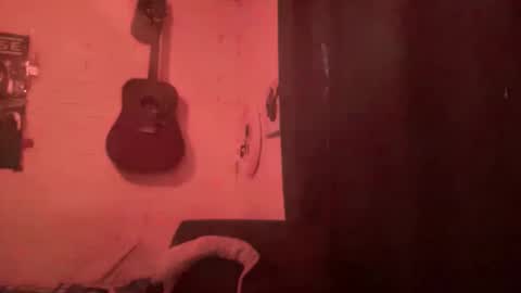 dieciochocentimetross online show from May 2026 11:06:02 PM