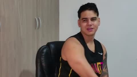 Snapshot of diego_cazas chatting on June 2026 01:41:02 AM DIEGO CAZAS online show from June 2026 01:41:02 AM
