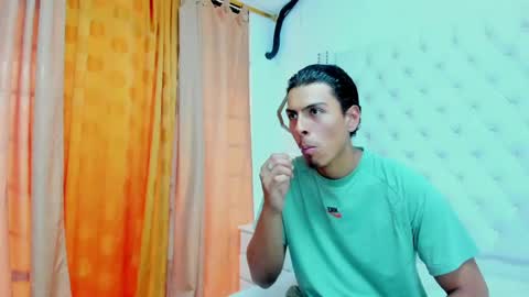 Snapshot of diego_stonee chatting on May 2026 07:18:02 PM Diego online show from May 2026 07:18:02 PM
