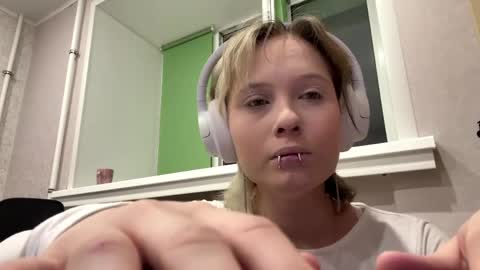 Lilit online show from June 2026 08:08:01 PM