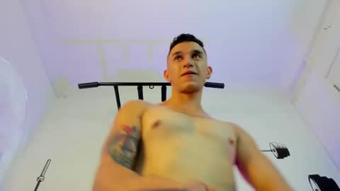 Snapshot of diegowesker chatting on January 2025 02:30:02 PM diegowesker online show from January 2025 02:30:02 PM