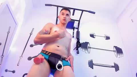 Snapshot of diegowesker chatting on January 2025 05:32:01 PM diegowesker online show from January 2025 05:32:01 PM