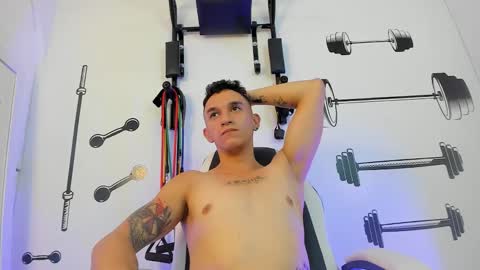 Snapshot of diegowesker chatting on January 2025 11:45:02 PM diegowesker online show from January 2025 11:45:02 PM