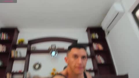 Snapshot of diegowesker chatting on January 2025 07:35:01 PM diegowesker online show from January 2025 07:35:01 PM