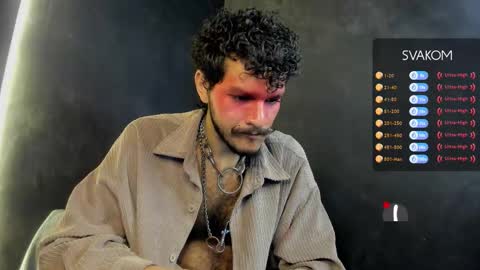 diemond_latinx98 online show from November 2025 10:26:02 PM