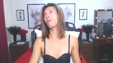 Dennesse online show from December 2025 09:57:02 AM