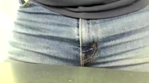 Snapshot of dieselau chatting on November 2025 03:05:01 AM Diesel online show from November 2025 03:05:01 AM