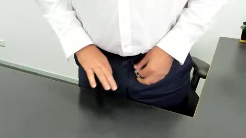 Snapshot of dieselau chatting on December 2025 07:02:02 AM Diesel online show from December 2025 07:02:02 AM