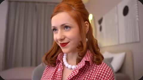 Sophie online show from March 2025 03:41:01 PM