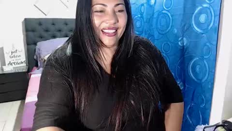 Mariana online show from January 2025 02:04:01 AM