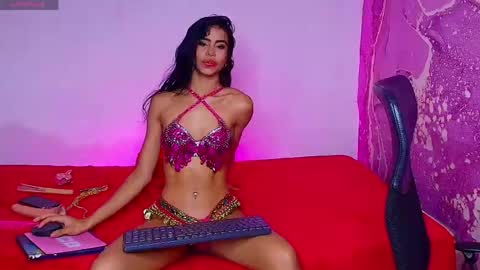 Snapshot of diiosa_latina chatting on June 2026 08:36:02 PM diiosa_latina online show from June 2026 08:36:02 PM