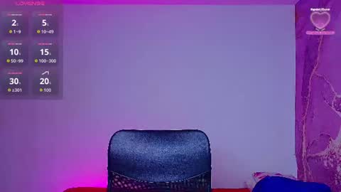Snapshot of diiosa_latina chatting on June 2026 07:03:02 PM diiosa_latina online show from June 2026 07:03:02 PM