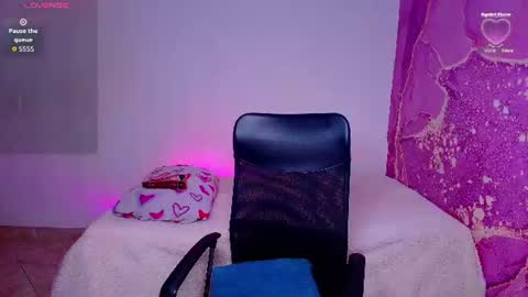 Snapshot of diiosa_latina chatting on June 2026 07:16:02 PM diiosa_latina online show from June 2026 07:16:02 PM