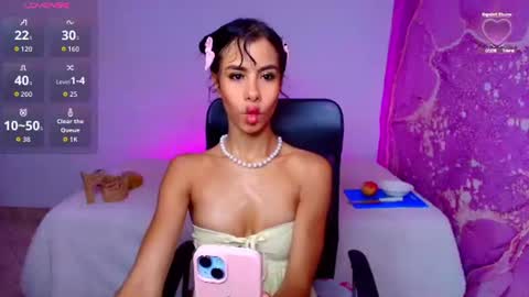 Snapshot of diiosa_latina chatting on July 2026 08:04:01 PM diiosa_latina online show from July 2026 08:04:01 PM