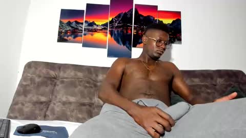 Snapshot of dilaan_carter chatting on June 2026 12:18:01 PM joshua online show from June 2026 12:18:01 PM
