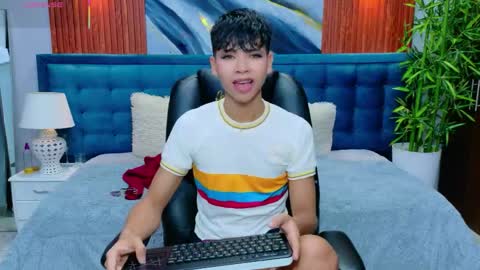 Snapshot of dilan_911 chatting on May 2026 08:32:01 PM DILAN online show from May 2026 08:32:01 PM