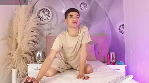 Snapshot of dilan_femboy_ chatting on August 2026 02:30:01 PM dilan_femboy_ online show from August 2026 02:30:01 PM