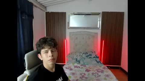 Dilan Orduz online show from October 2025 01:01:01 PM