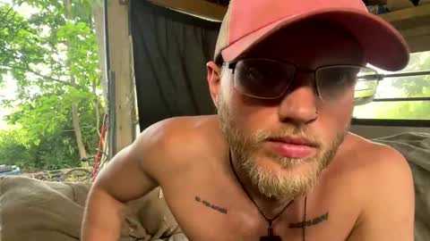 Snapshot of dilf_96 chatting on June 2026 08:30:02 PM Daddy online show from June 2026 08:30:02 PM