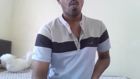 dilip_09 online show from January 2025 09:47:01 AM