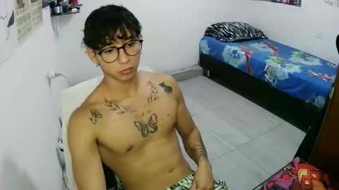 dillom420 online show from December 2025 08:17:01 PM