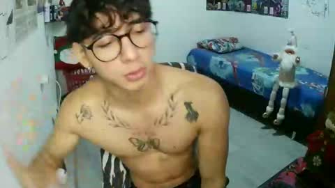 dillom420 online show from December 2025 06:24:02 PM