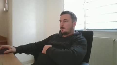 dim623 online show from October 2025 12:01:02 PM