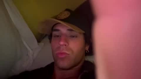 Snapshot of dimepiecebottom chatting on December 2024 06:44:01 AM dimepiecebottom online show from December 2024 06:44:01 AM