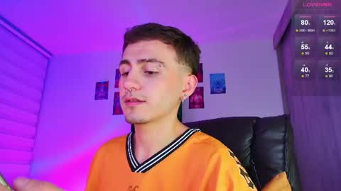 Snapshot of dimitri_bilak_ chatting on July 2026 01:04:02 AM Julian Independent Model online show from July 2026 01:04:02 AM