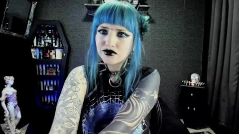 dimmuanddarkness online show from January 2025 11:21:02 AM