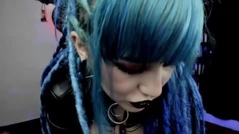 dimmuanddarkness online show from January 2026 08:32:01 PM