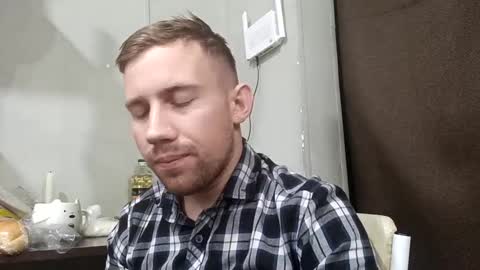 D  V  online show from December 2024 05:33:01 PM