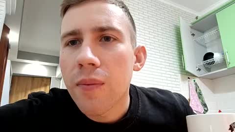 D  V  online show from December 2024 09:57:01 AM