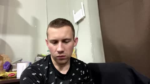 D  V  online show from January 2025 08:10:01 PM