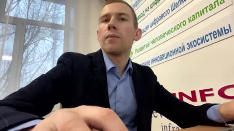 D  V  online show from January 2025 11:32:01 AM