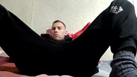 D  V  online show from September 2025 01:45:01 PM