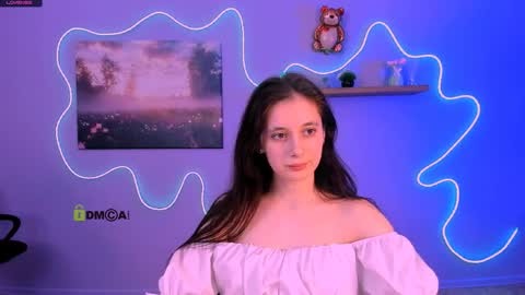 dina_bloom online show from April 2026 07:22:01 PM