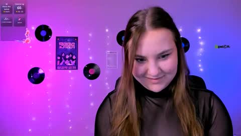 dina_bloom online show from May 2026 07:10:02 PM
