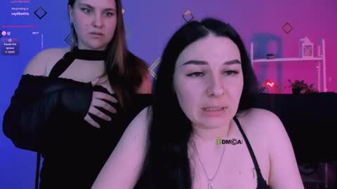 dina_bloom online show from May 2026 08:06:02 PM