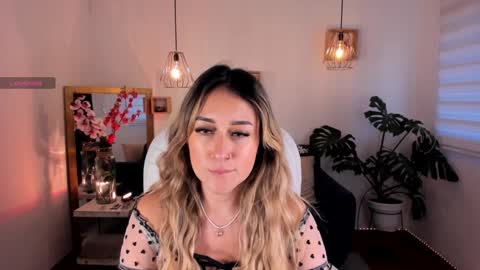   online show from December 2024 12:16:01 PM