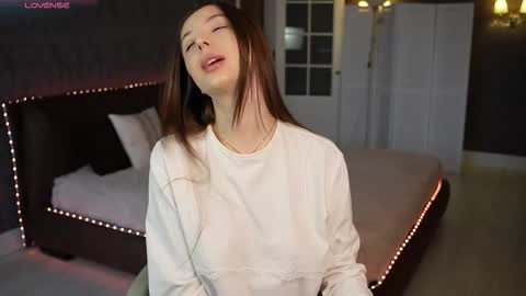 dinacandy online show from February 2026 08:10:01 AM