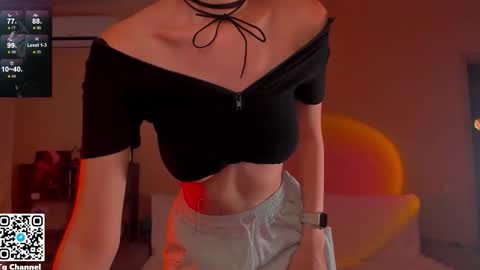 Jessie online show from October 2025 12:52:02 PM