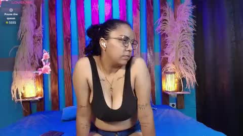 dinokoandkimcyci online show from March 2026 07:30:01 PM